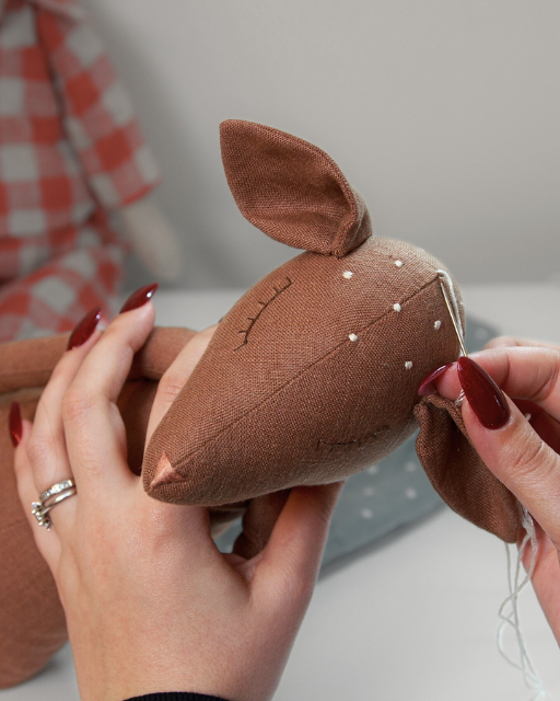 Mini Puce — ručni rad